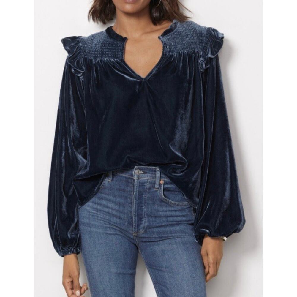 Evereve Yana Velvet Ruffle Smocked Top Navy Long Sleeve Women’s XS